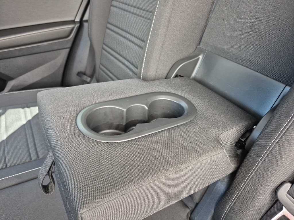 2022 Volkswagen Tiguan S photo 10