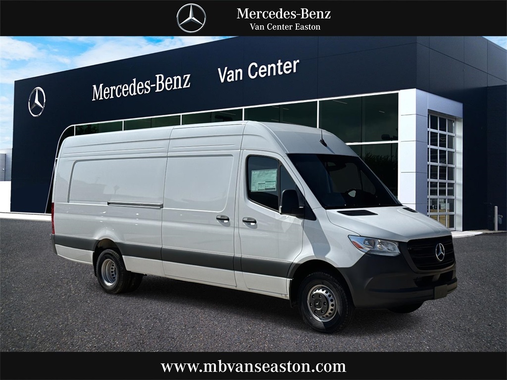 2025 Mercedes-Benz Sprinter Cargo Van