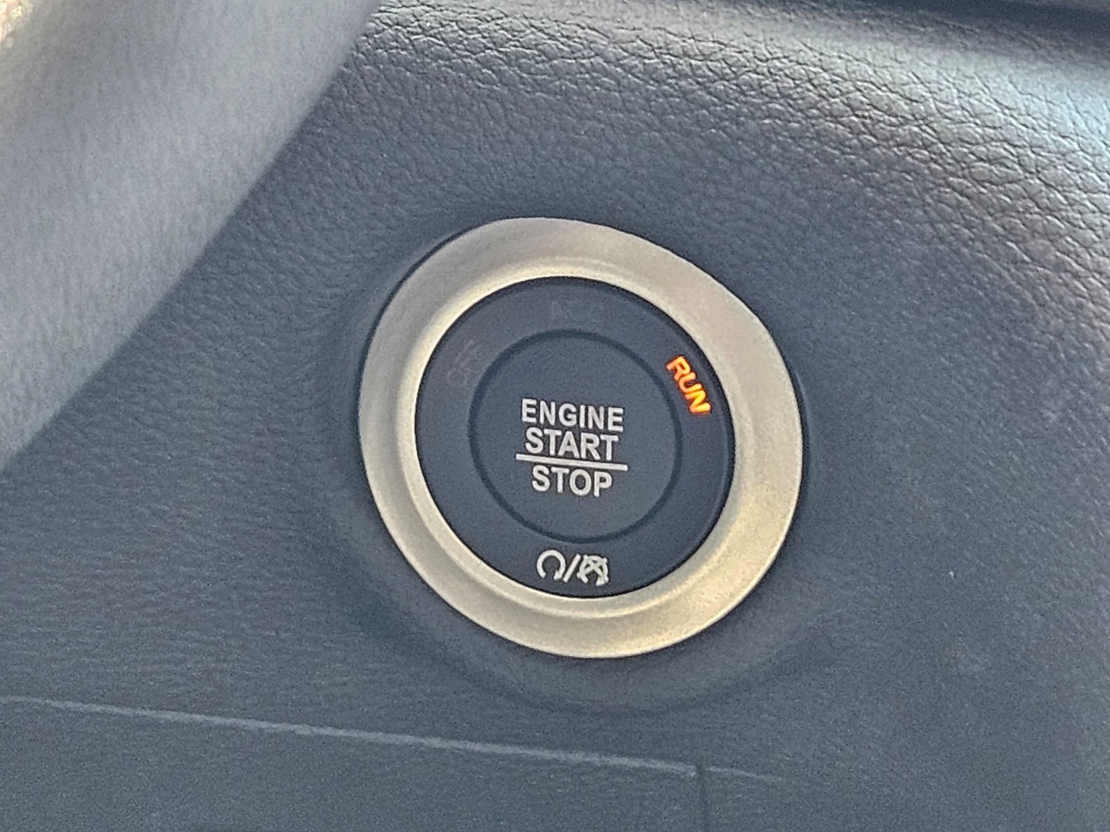 2026 Chrysler Pacifica photo 12
