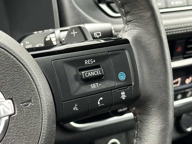 2023 Nissan Rogue SV photo 16