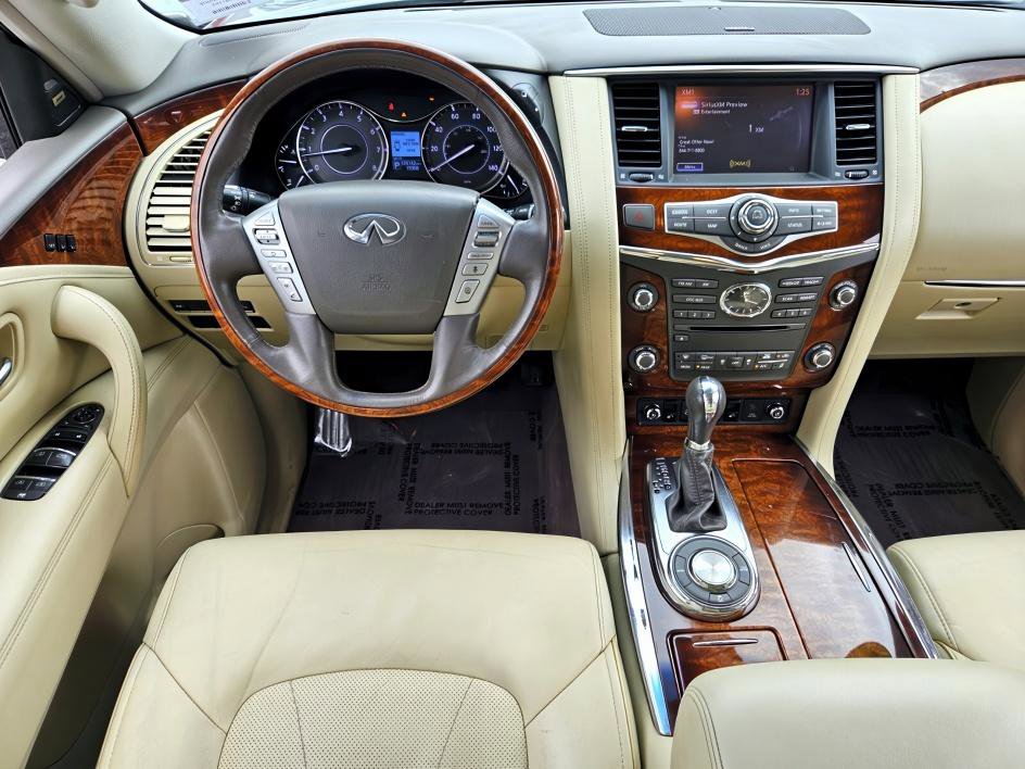 2017 Infiniti QX80 Base photo 9