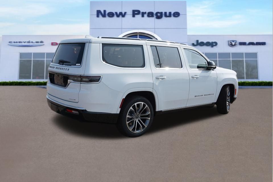 New 2023 Jeep Grand Wagoneer Series III Sport Utility in New Prague ND358021 Jeff Belzer