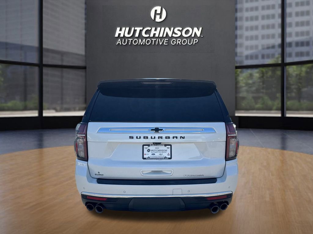 2021 Chevrolet Suburban Premier photo 4