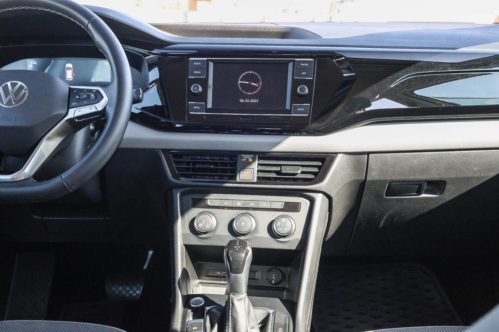 2022 Volkswagen Taos S photo 15