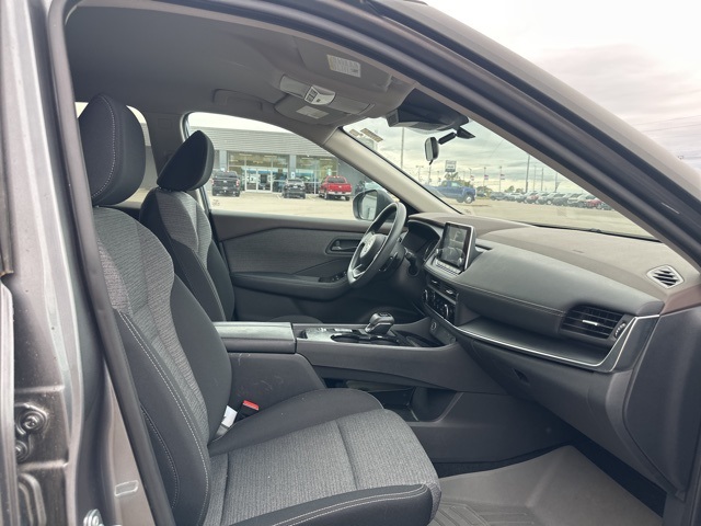 2021 Nissan Rogue S photo 3