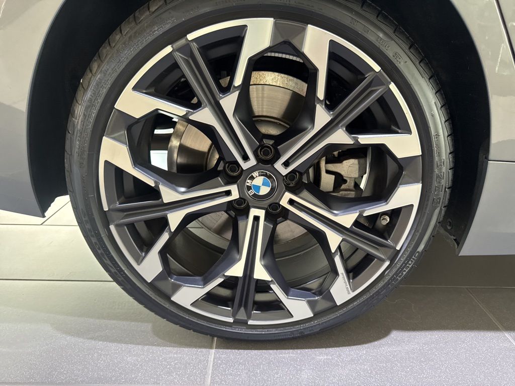 2025 Bmw 330i xDrive photo 11