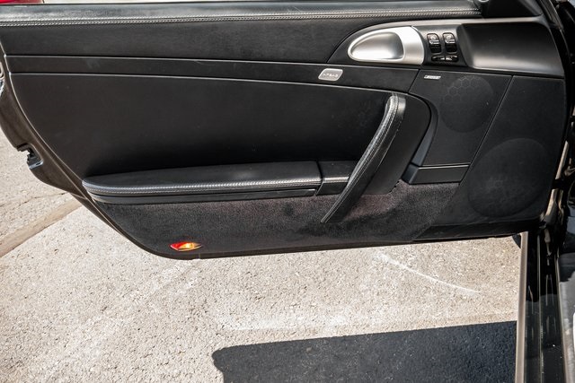 2005 Porsche 911 4S photo 11