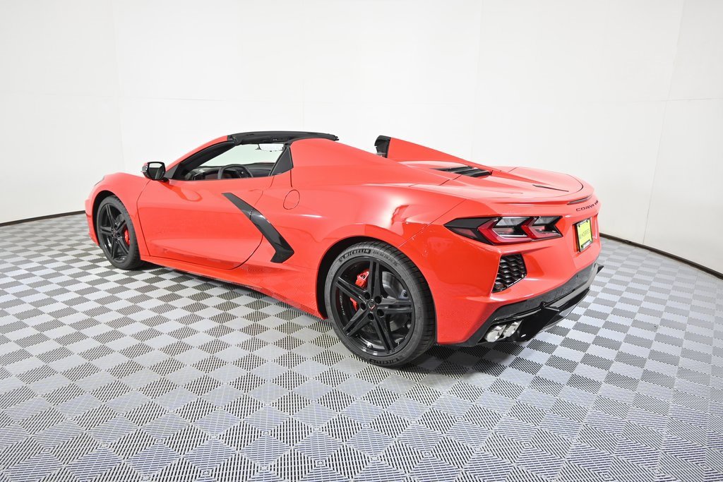 2026 Chevrolet Corvette Stingray 2LT photo 4