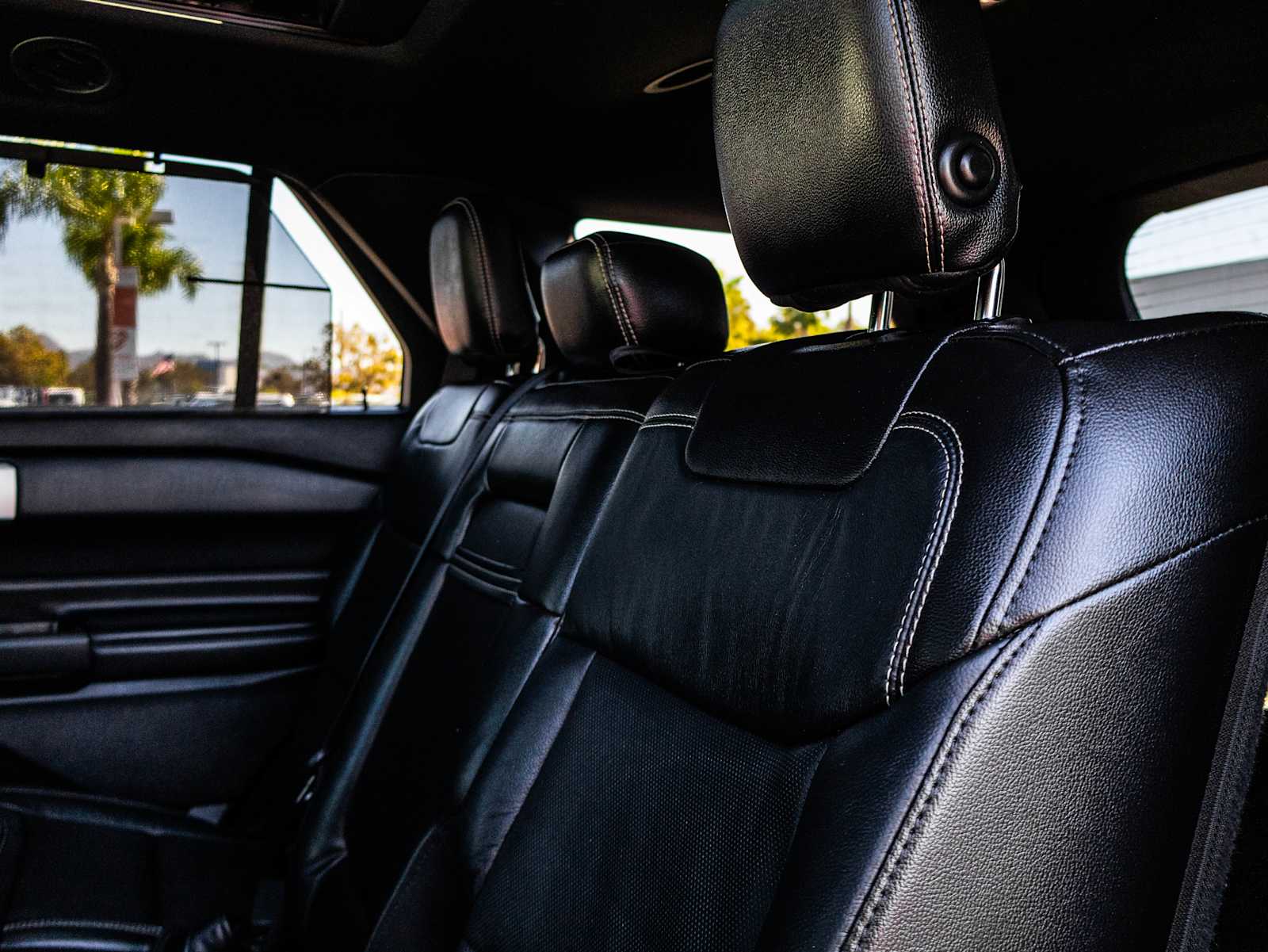 2020 Ford Explorer ST photo 18