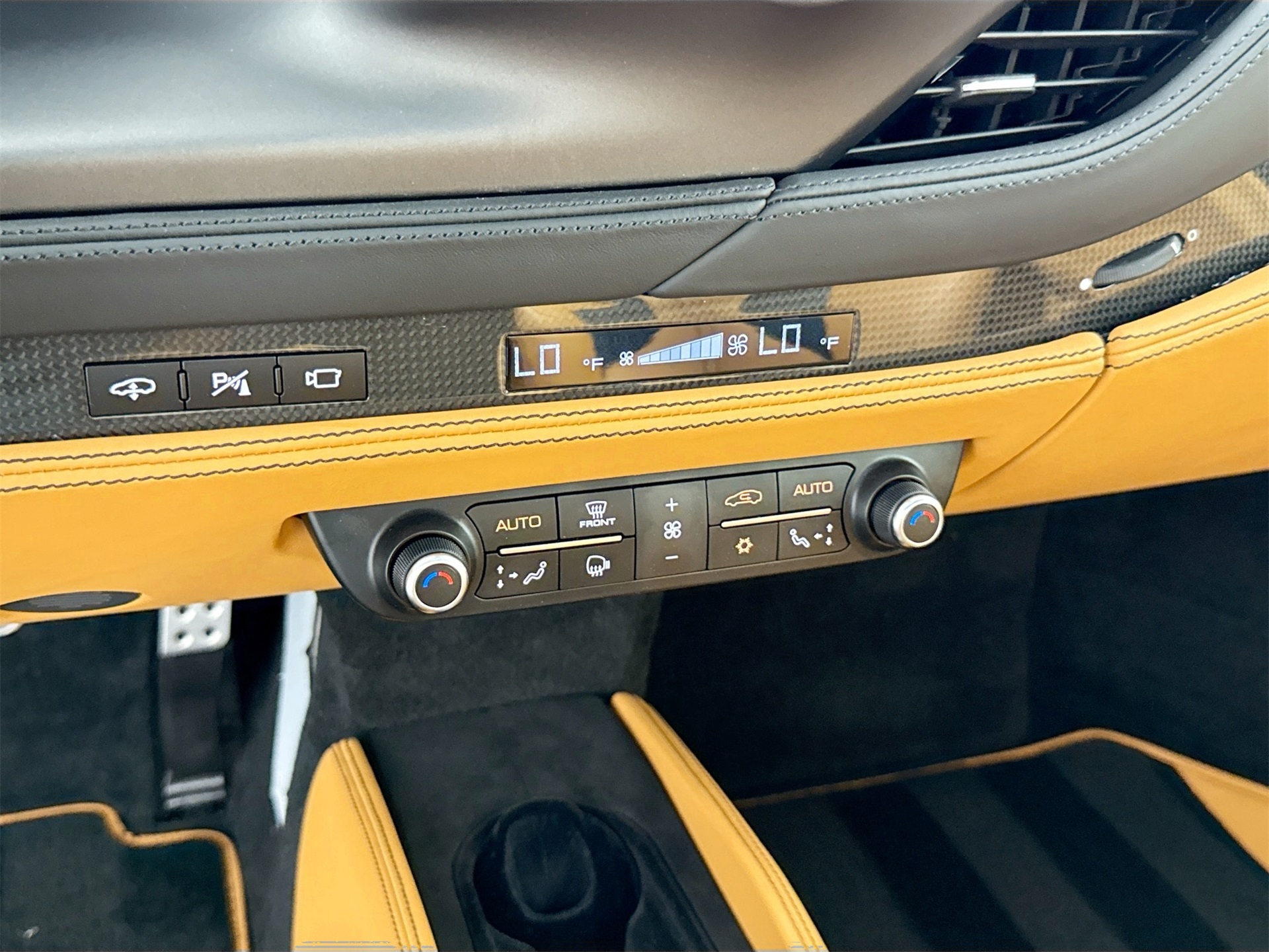 2021 Ferrari F8 Tributo Base photo 11