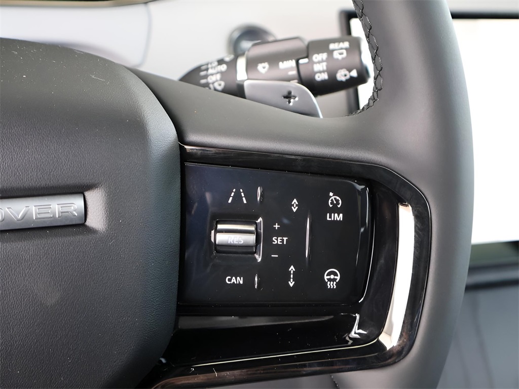 2026 Land Rover Range Rover Evoque Dynamic SE photo 25