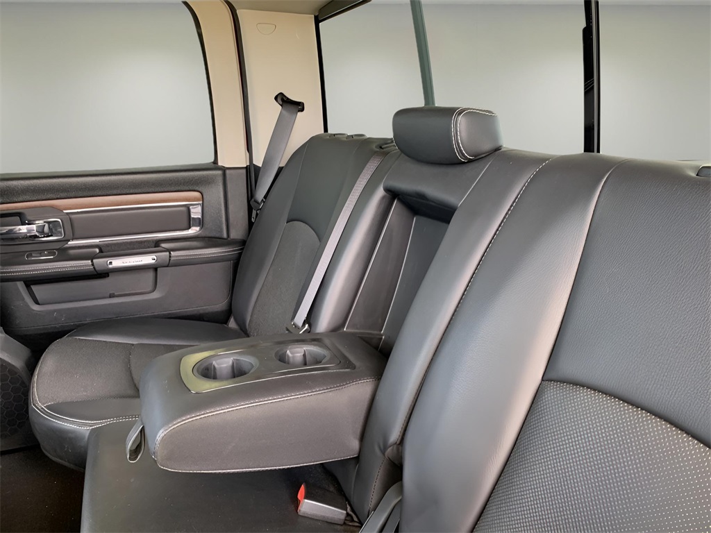 2017 Ram 1500 Laramie photo 30