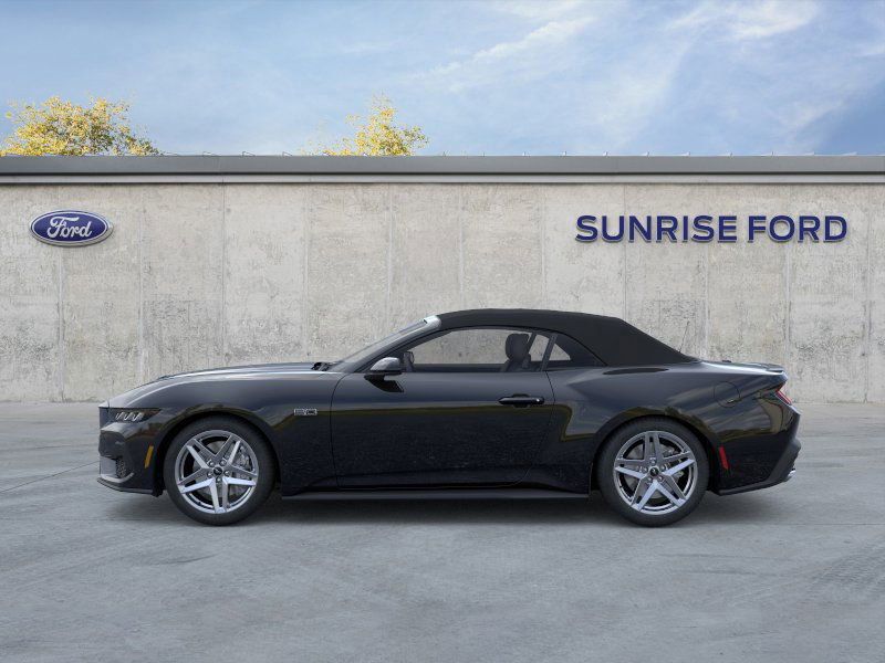 2025 Ford Mustang GT Premium Convertible photo 3