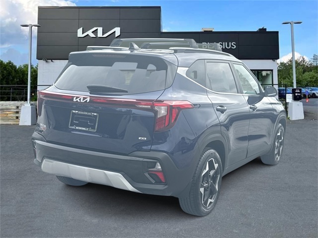 2024 Kia Seltos EX photo 8