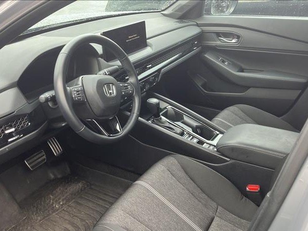 2024 Honda Accord Hybrid Sport photo 2