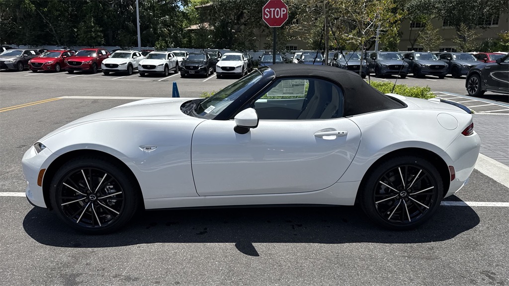 2025 Mazda MX-5 Miata Miata Grand Touring photo 25
