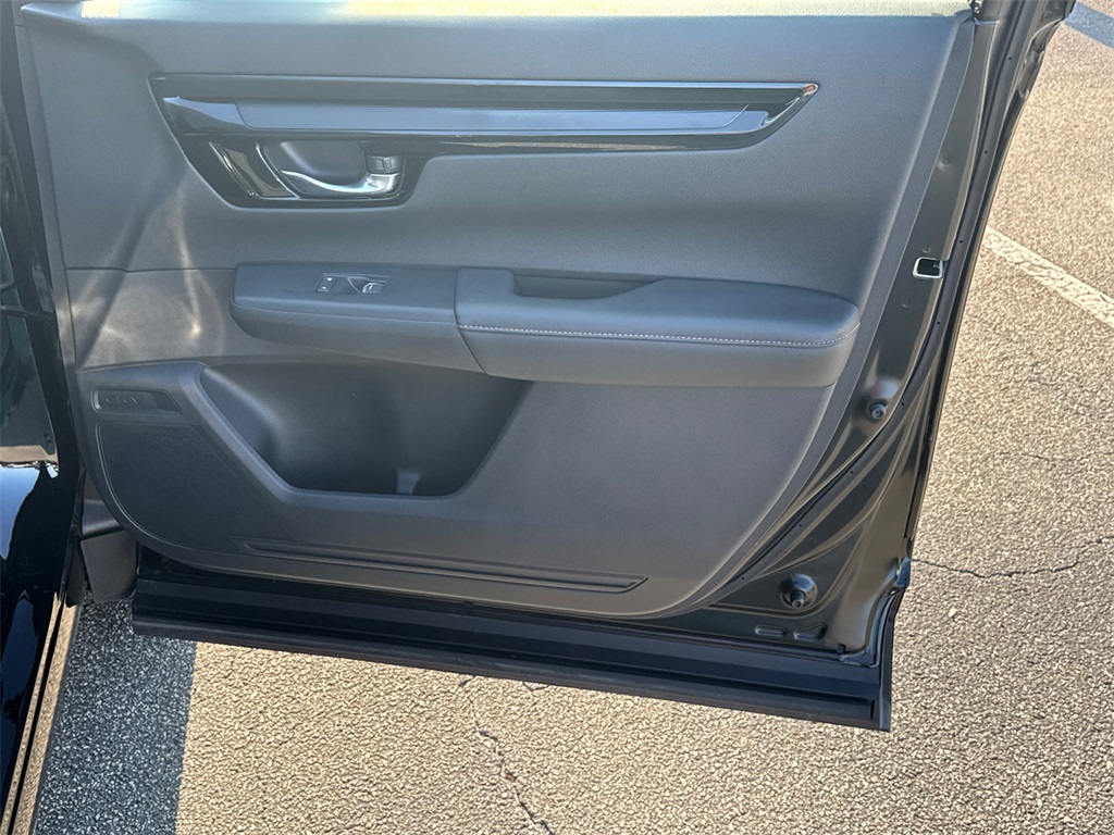 2025 Honda CR-V Hybrid Sport Touring photo 11
