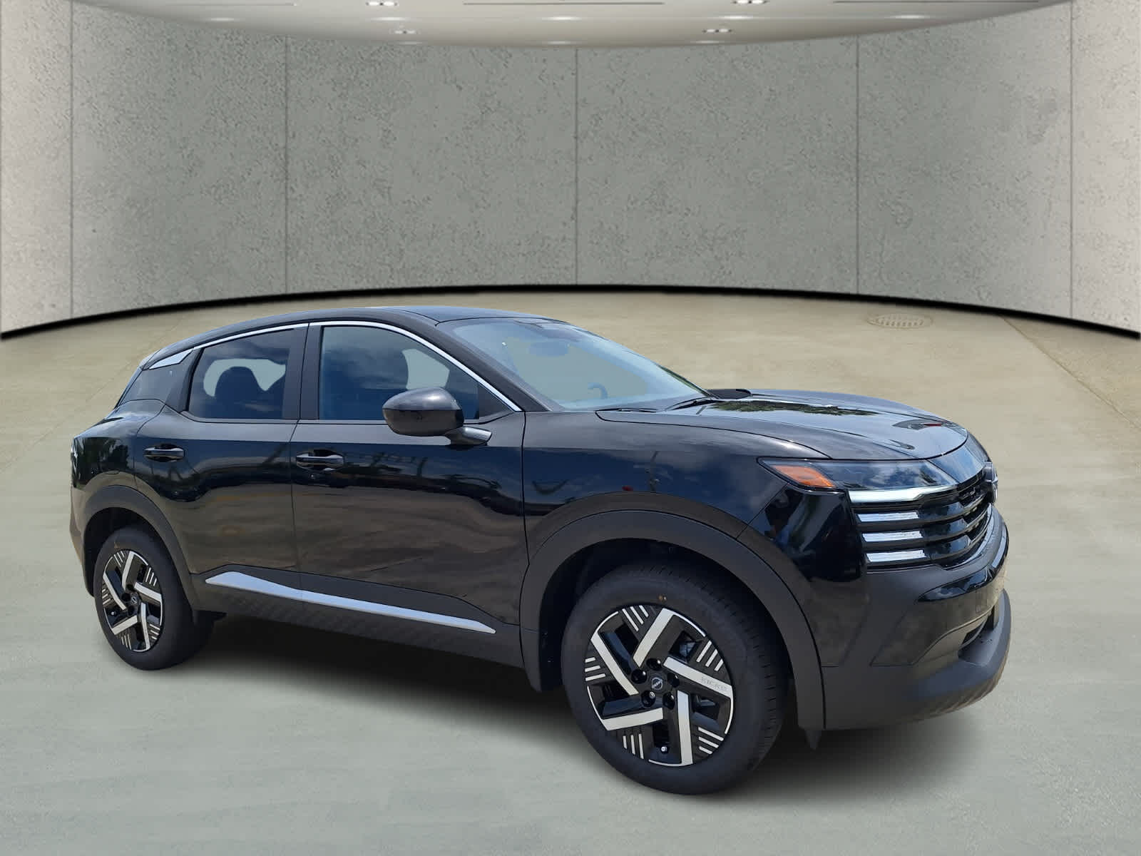 2025 Nissan Kicks SV photo 3