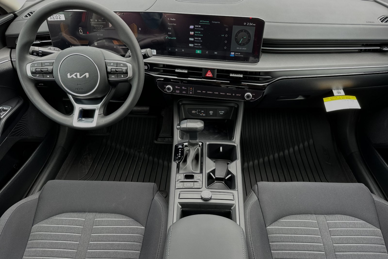 2025 Kia K5 LXS photo 9
