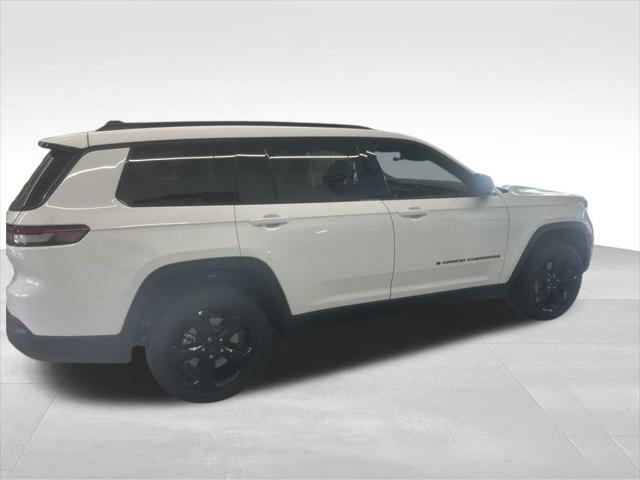 2025 Jeep Grand Cherokee Altitude X photo 6