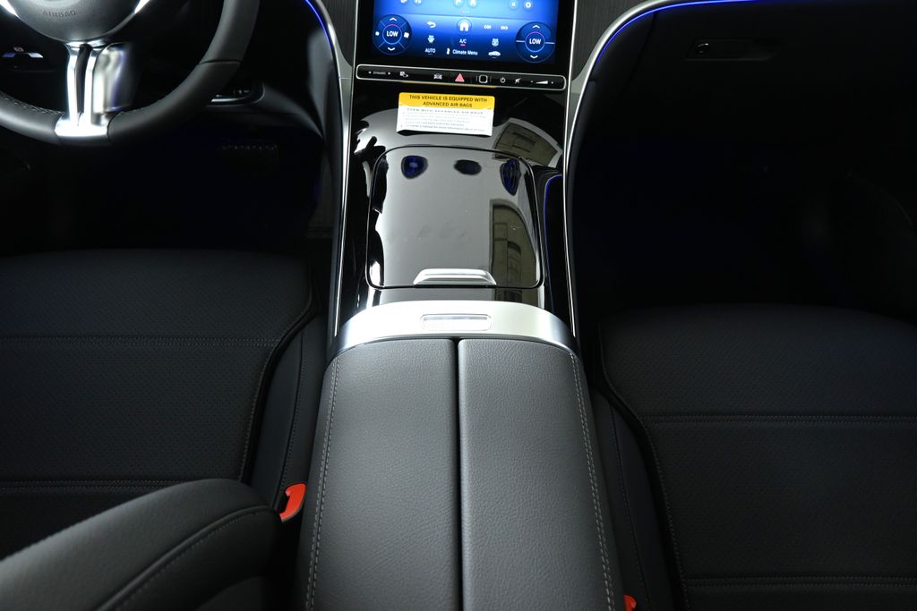 2025 Mercedes Benz GLC 300 4MATIC photo 18