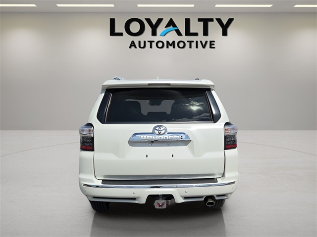 2022 Toyota 4Runner Limited photo 3