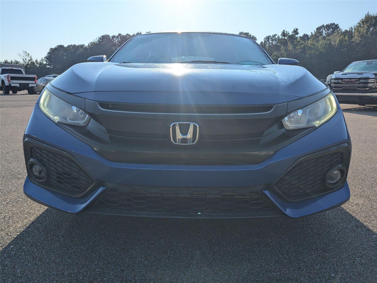 2017 Honda Civic Hatchback EX photo 8
