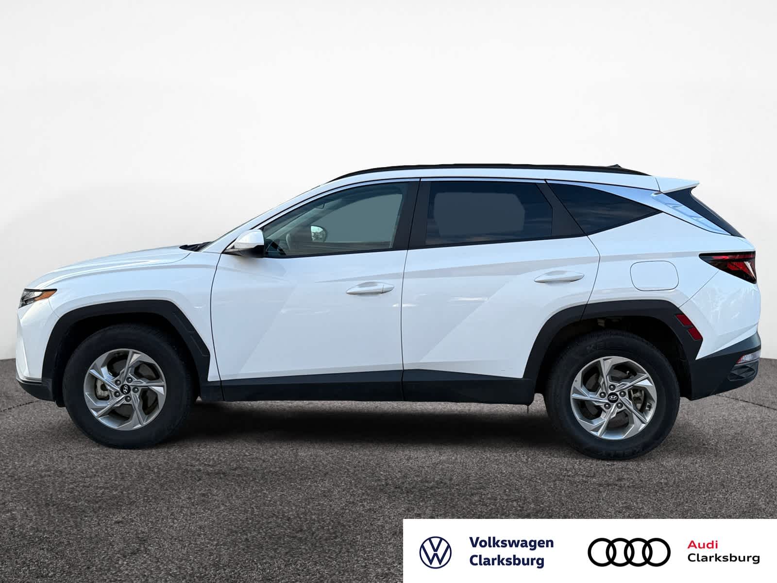 2024 Hyundai Tucson SEL photo 2