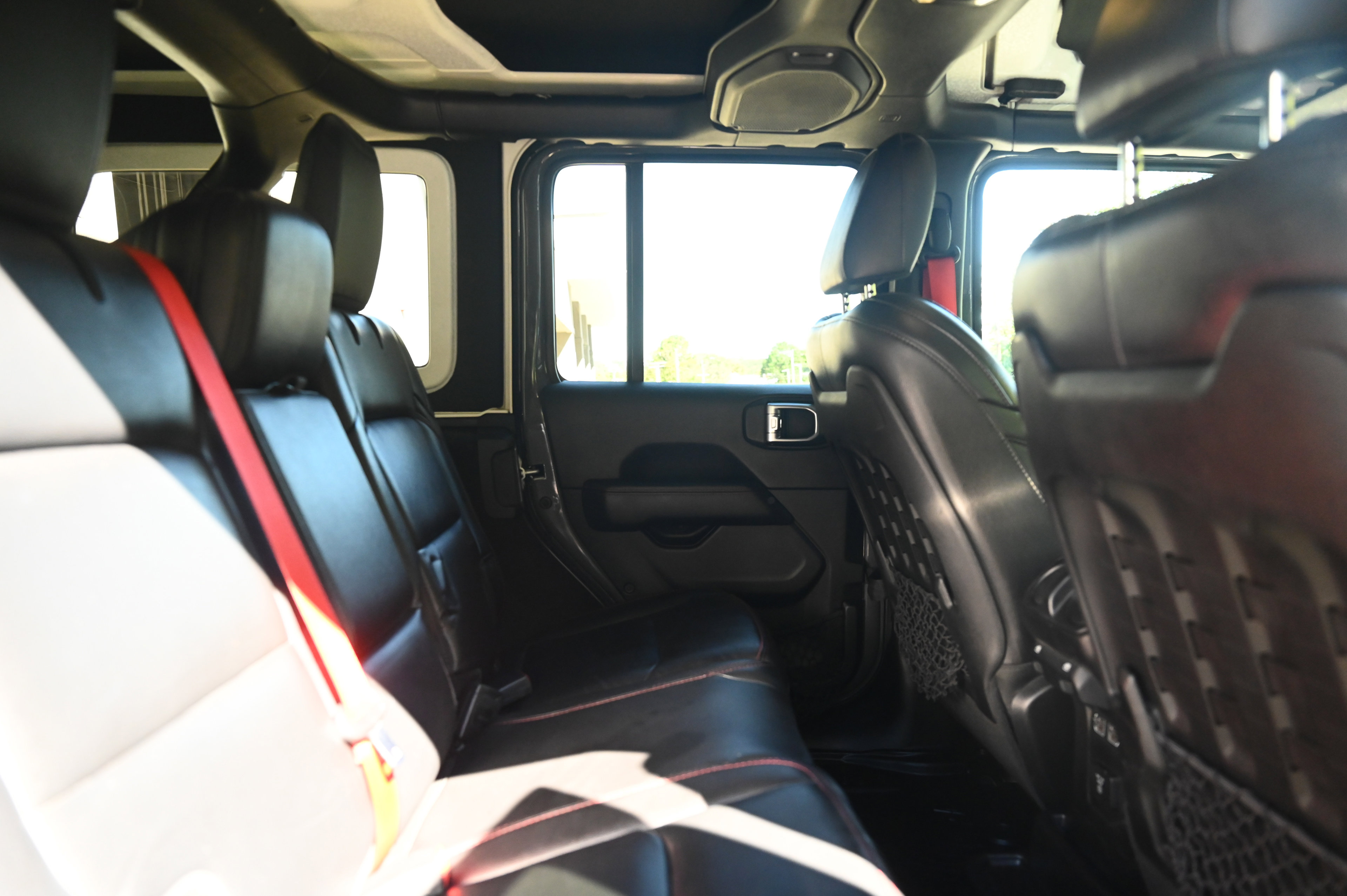 2020 Jeep Wrangler Unlimited Recon photo 25