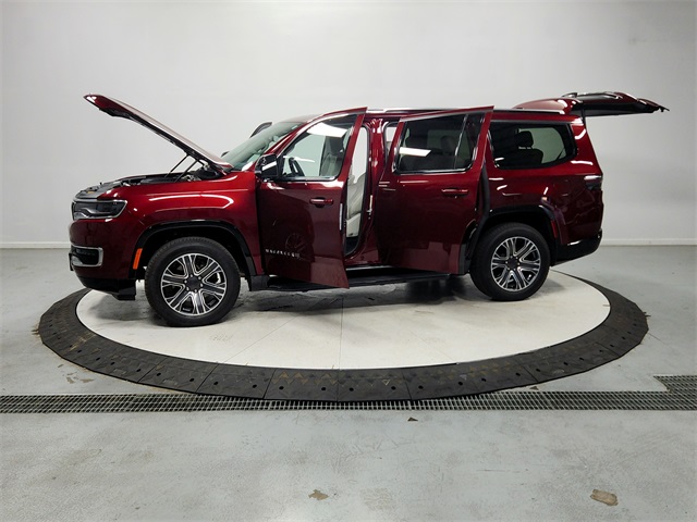 2024 Jeep Wagoneer Base photo 12