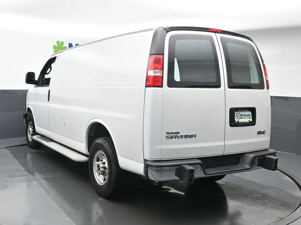 2023 Gmc Savana Cargo 2500 photo 4