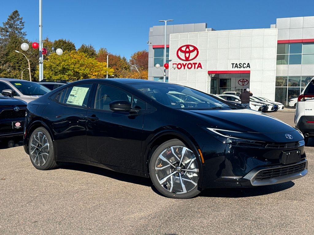 2026 Toyota Prius XSE's photo