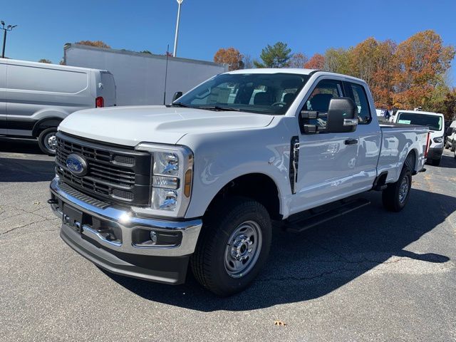 2026 Ford F-250 XL photo 4