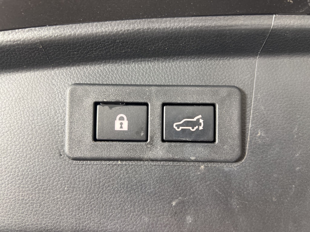 2022 Subaru Outback Limited photo 24