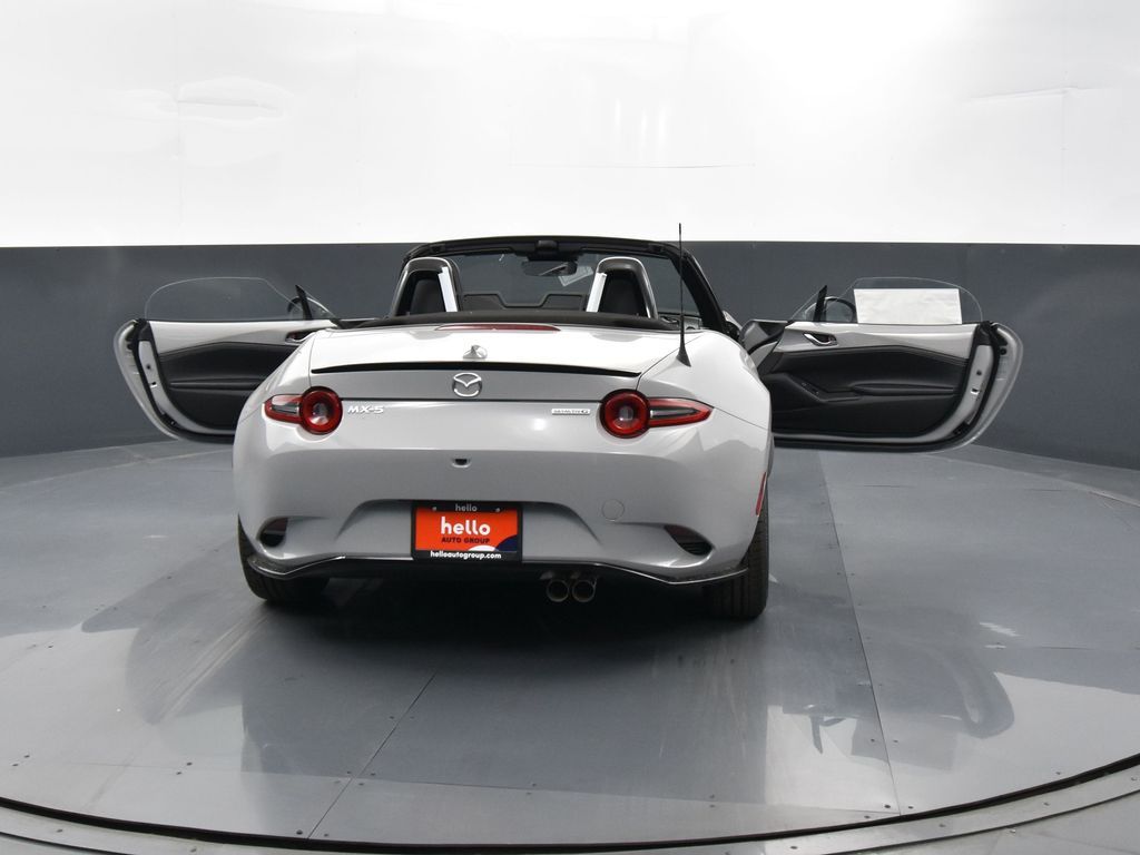 2025 Mazda MX-5 Miata Miata photo 29