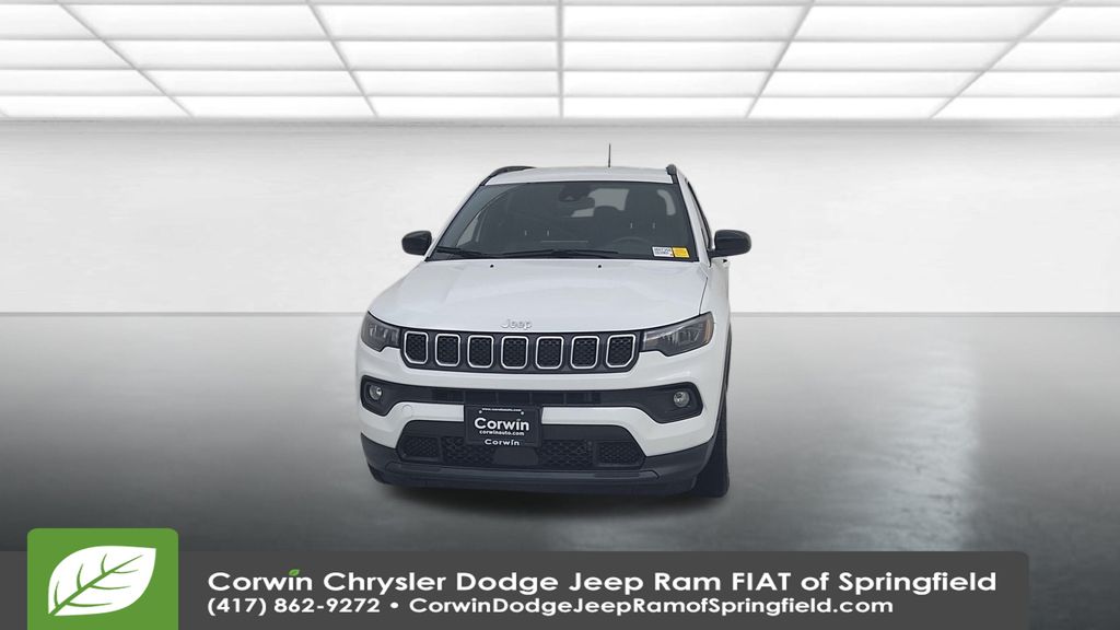 2024 Jeep Compass North Edition Latitude photo 2