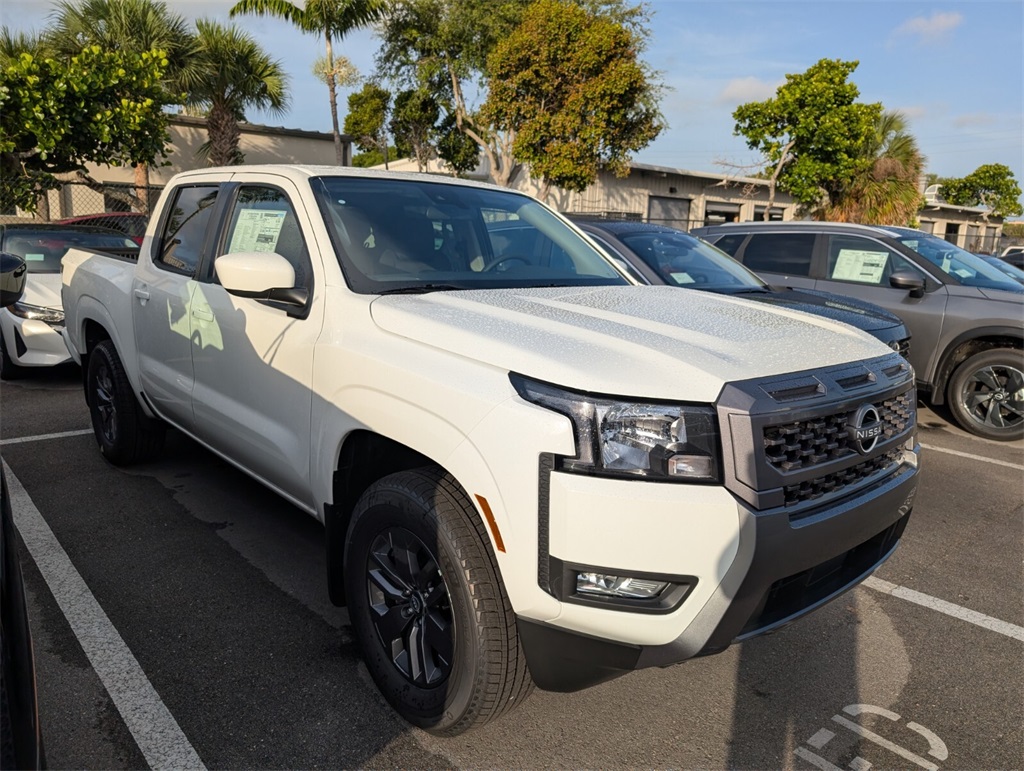 2025 Nissan Frontier SV photo 2
