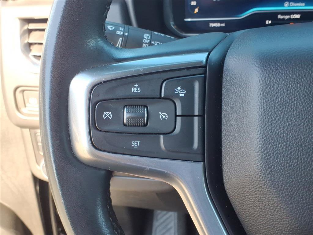 2023 Chevrolet Suburban LT photo 18