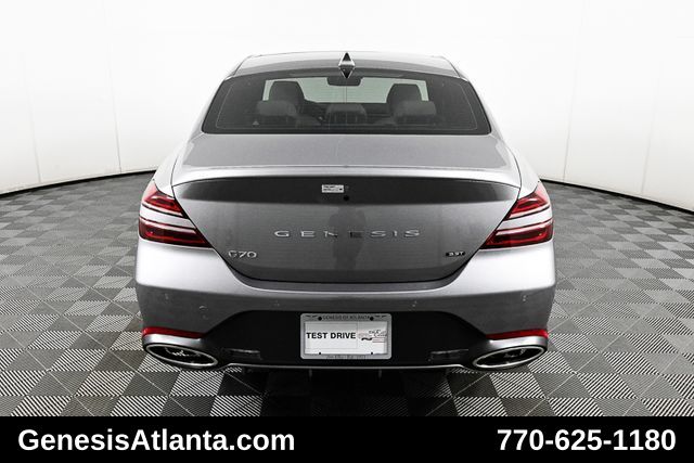 2025 Genesis G70 3.3T Sport Prestige photo 6