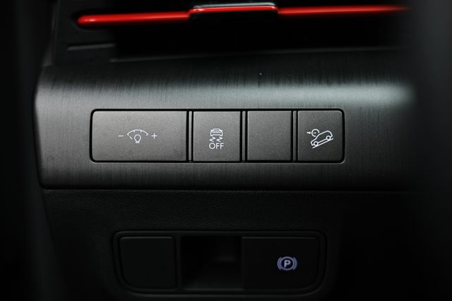 2024 Hyundai Kona N Line photo 17