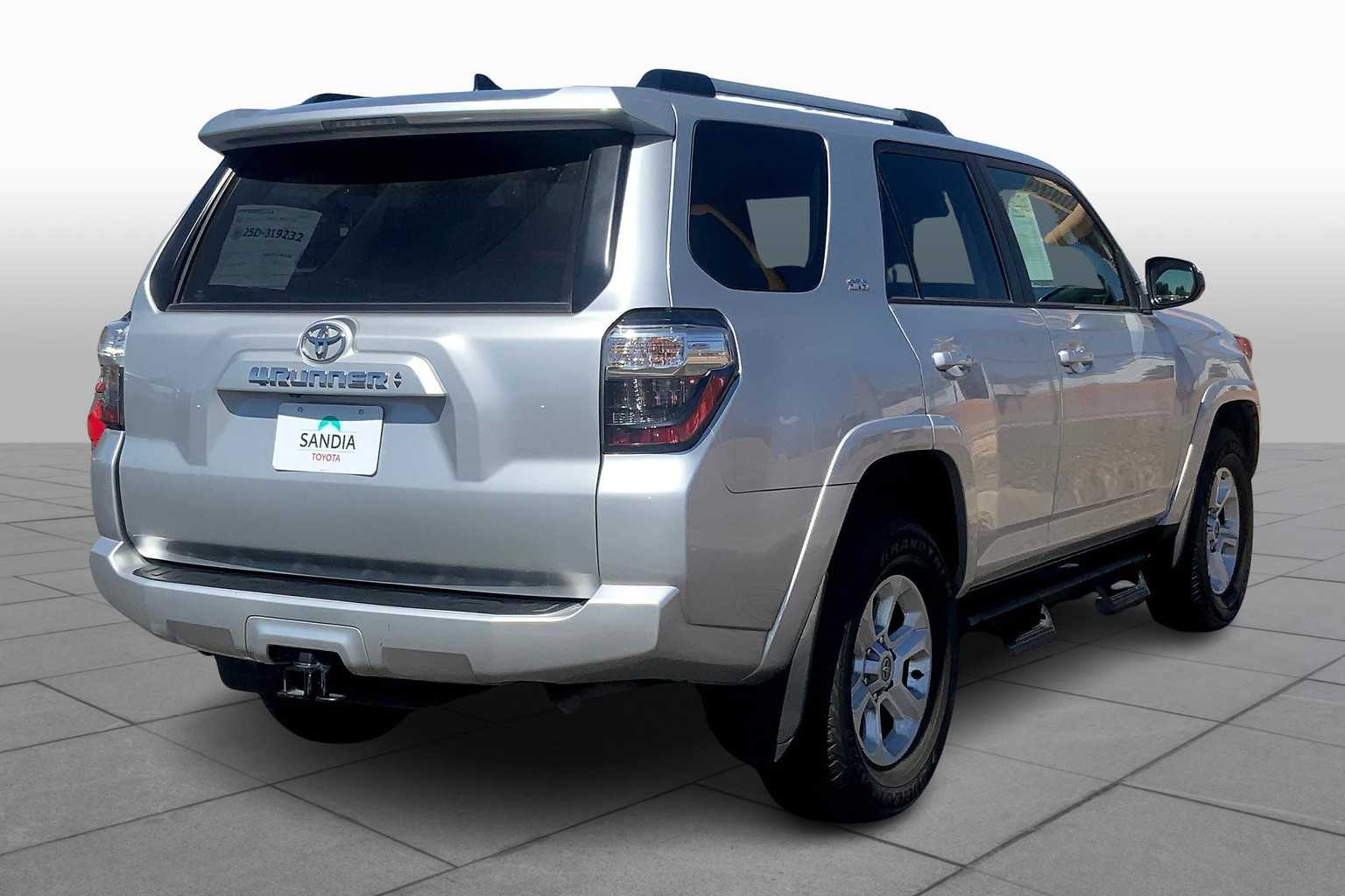 2023 Toyota 4Runner SR5 photo 12