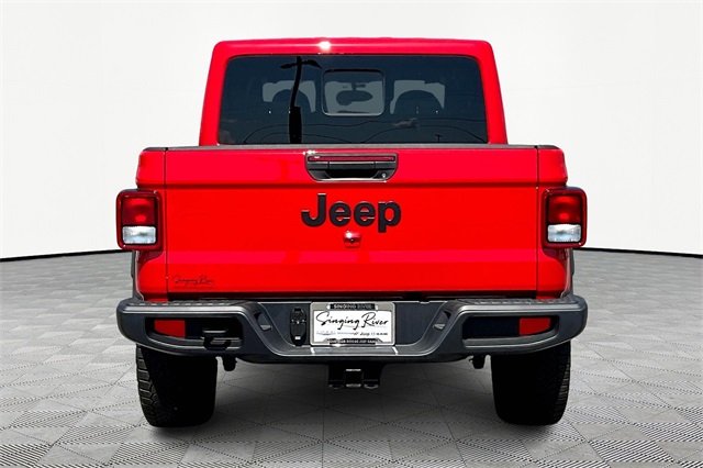 2025 Jeep Gladiator Sport photo 3