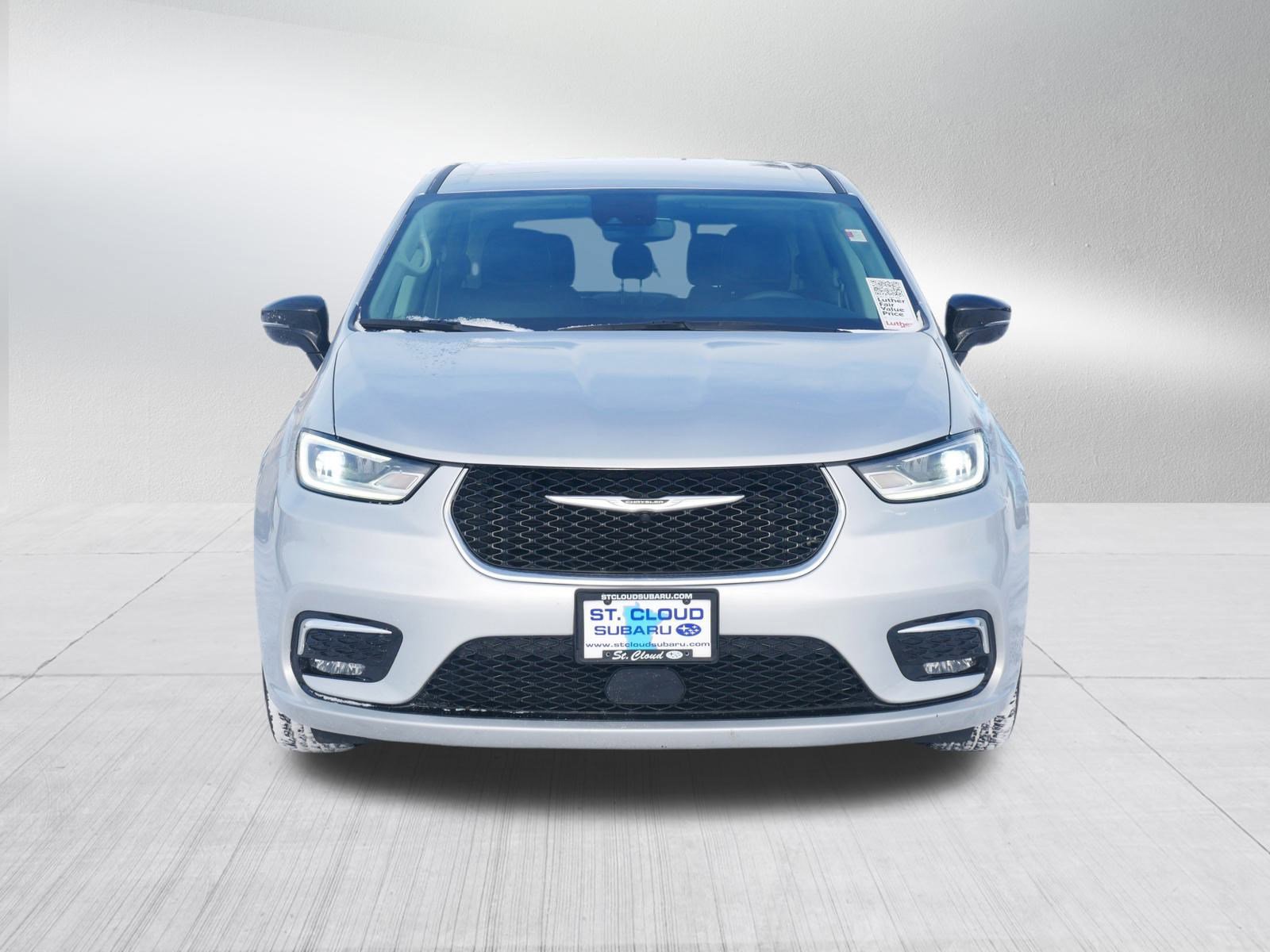 Used 2024 Chrysler Pacifica Touring L with VIN 2C4RC1BG4RR131997 for sale in Saint Cloud, Minnesota