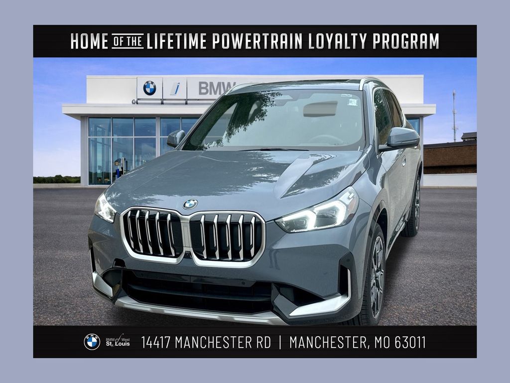 2026 BMW X1 28i's photo