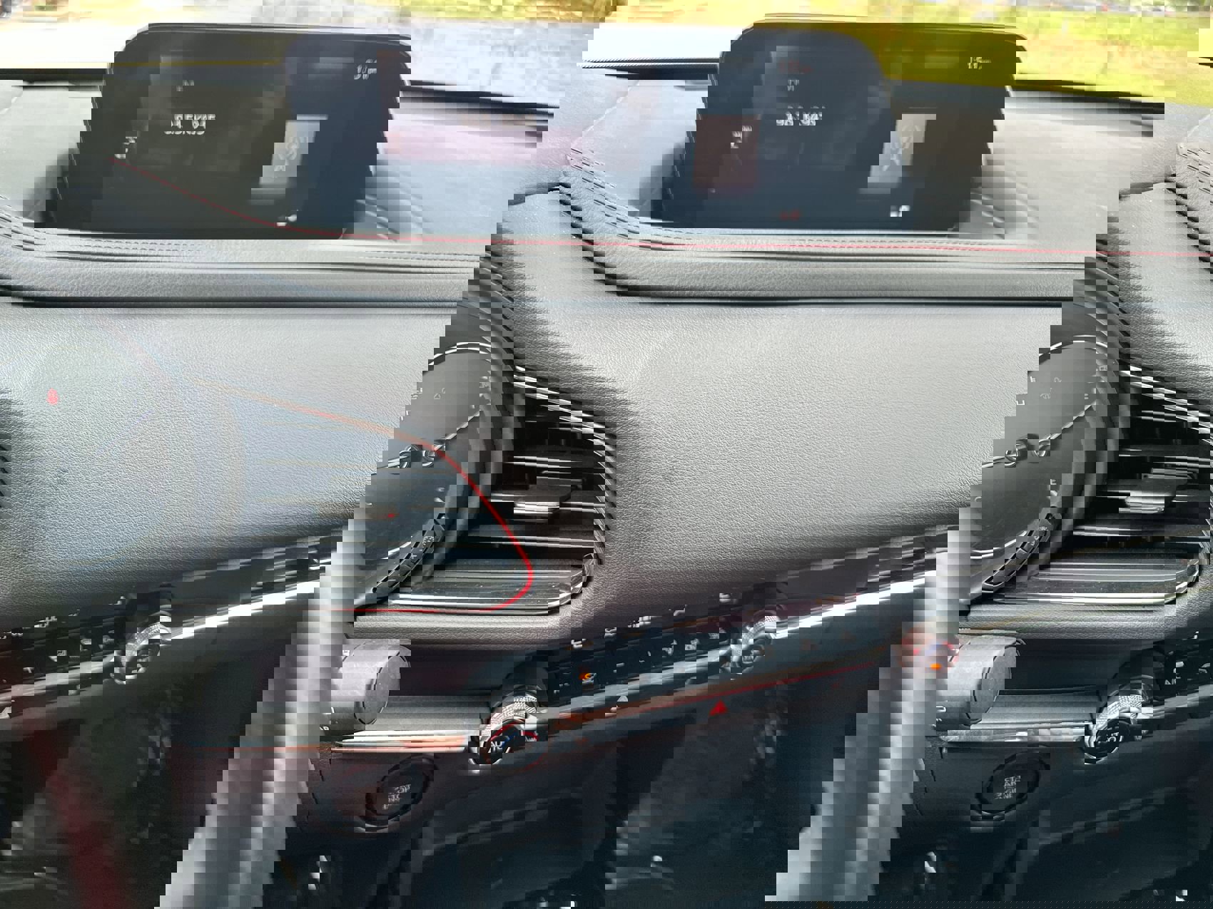 2024 Mazda CX-30 2.5 S Carbon photo 16