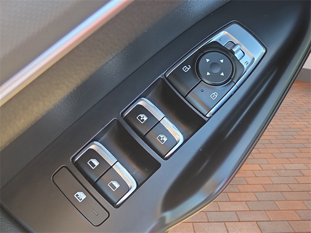 2022 Kia K5 GT-Line photo 15