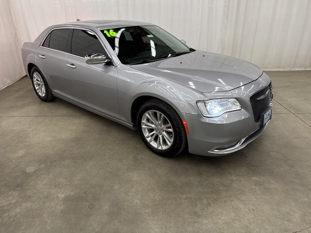 2016 Chrysler 300