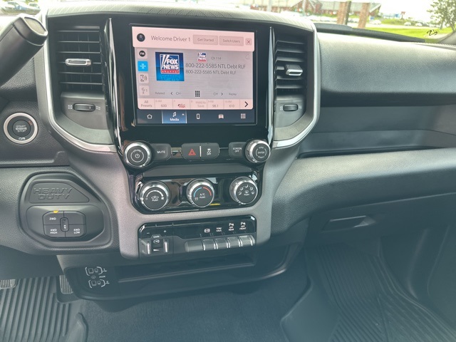 2025 Ram 2500 Big Horn photo 13