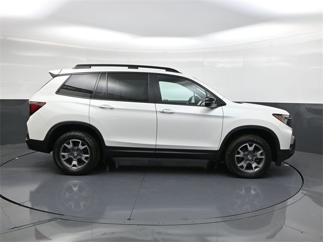 2022 Honda Passport TrailSport photo 3