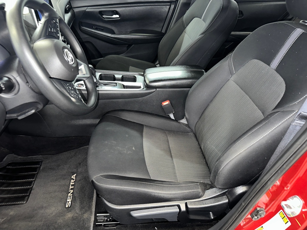 2024 Nissan Sentra SV photo 2